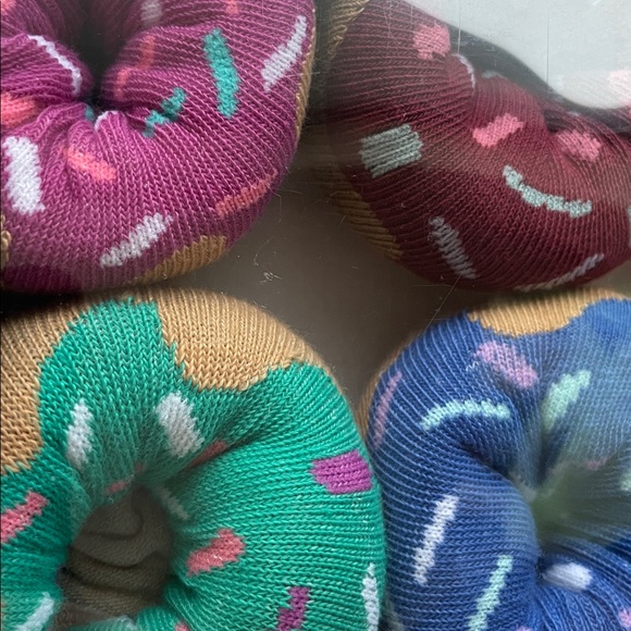 •DONUT SOCKS• 6-Pair Novelty Crew Socks Donut-Themed (with sprinkles!) >> NIB - Picture 8 of 9